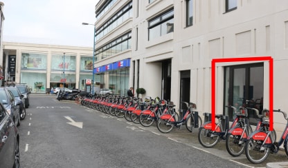 9 Montserrat Rd, London for sale Primary Photo- Image 1 of 1