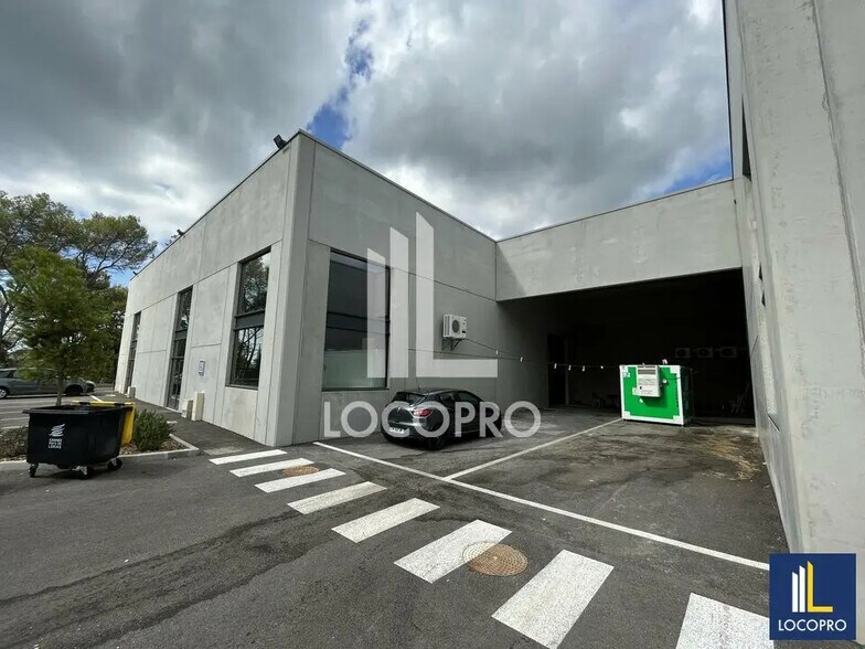 Flex in Mougins for lease - Building Photo - Image 2 of 5