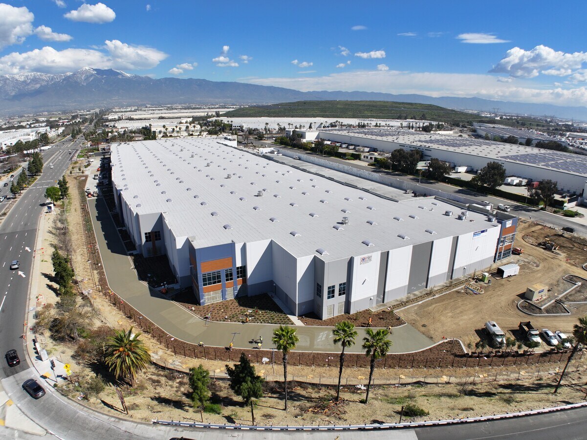 2281 S Haven Ave, Ontario, CA 91761 Haven Gateway