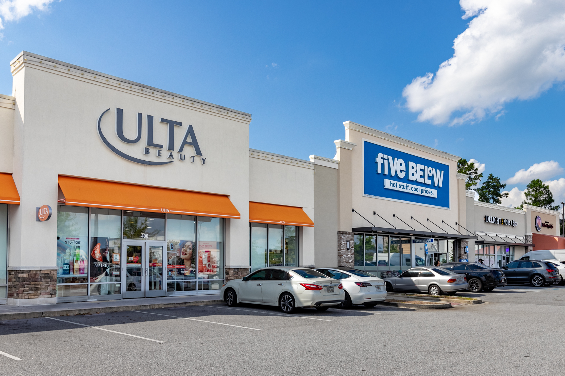 201 Tanger Outlets Blvd, Pooler, GA for lease Building Photo- Image 1 of 7