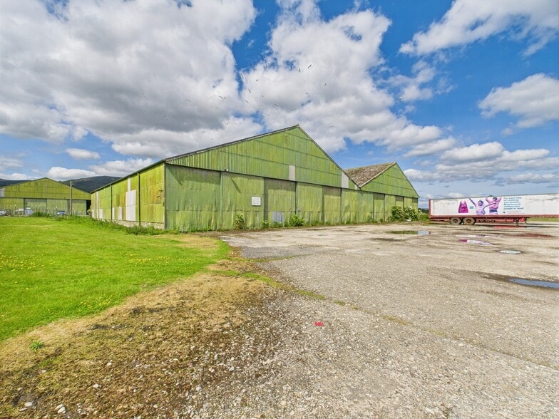 Airfield Rd, Evanton for lease - Primary Photo - Image 1 of 6