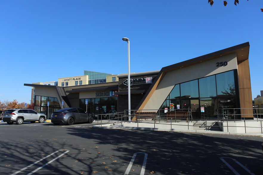 250 Gibson Dr, Roseville, CA for lease - Building Photo - Image 3 of 23