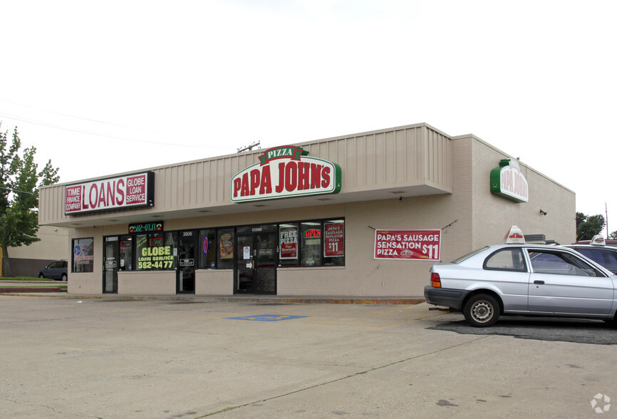 2802-2808 E 11th St, Tulsa, OK for lease - Primary Photo - Image 1 of 11