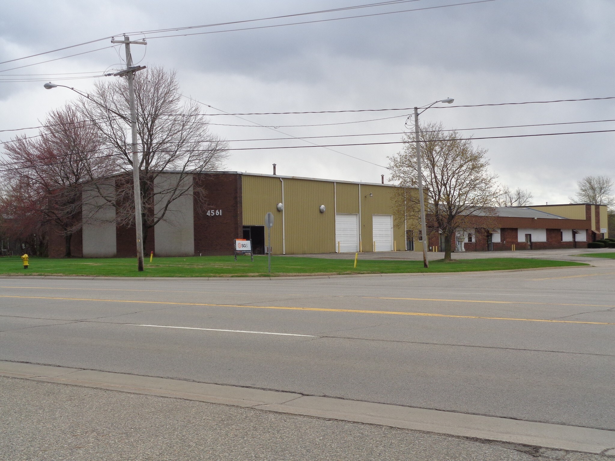 4561 W Dickman Rd, Battle Creek, MI for sale Building Photo- Image 1 of 1