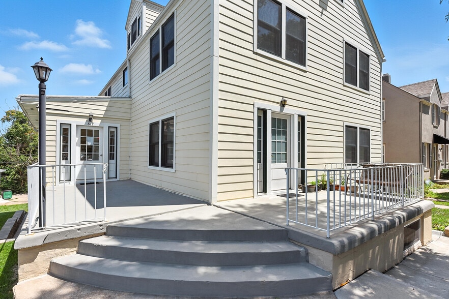 817 N 48th St, Omaha, NE for sale - Building Photo - Image 2 of 46