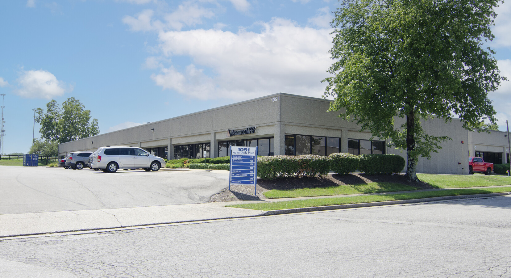 1051 Newtown Pike, Lexington, KY 40511 - Newtown Business Center | LoopNet