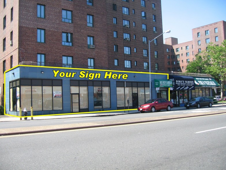 2132-2138 E Tremont Ave, Bronx, NY for lease - Primary Photo - Image 2 of 5