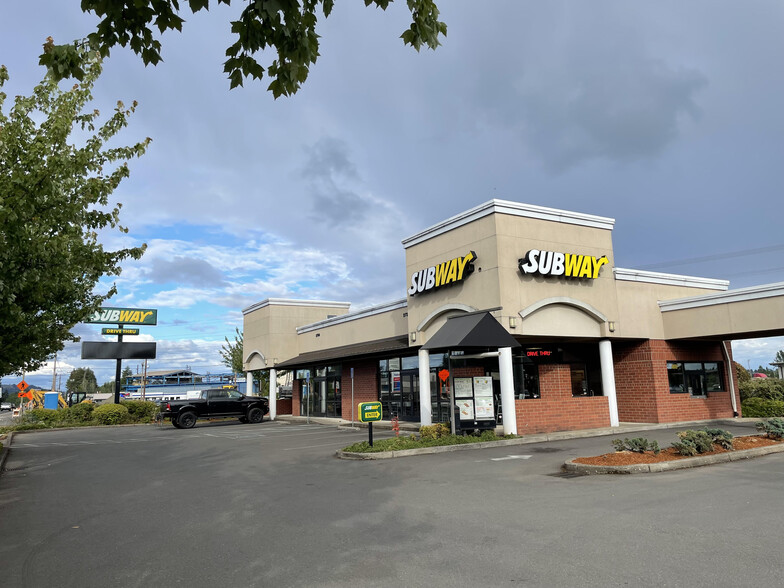 2758 NE Highway 99W, Mcminnville, OR for lease - Primary Photo - Image 1 of 6