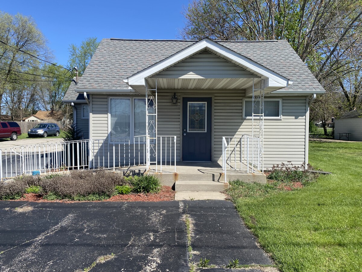 908 Lincolnway W, Osceola, IN 46561 | LoopNet