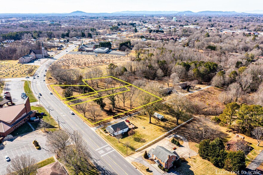 2321 Springs Rd, Hickory, NC for sale - Aerial - Image 2 of 2