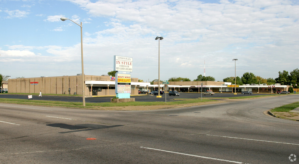 1100-1136 London Blvd, Portsmouth, VA for lease - Building Photo - Image 2 of 13