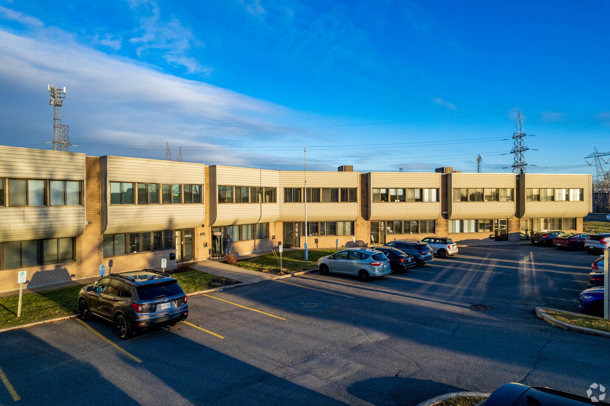 1400 Rue Marie-Victorin, St-Bruno-de-Montarville, QC for lease Primary Photo- Image 1 of 18