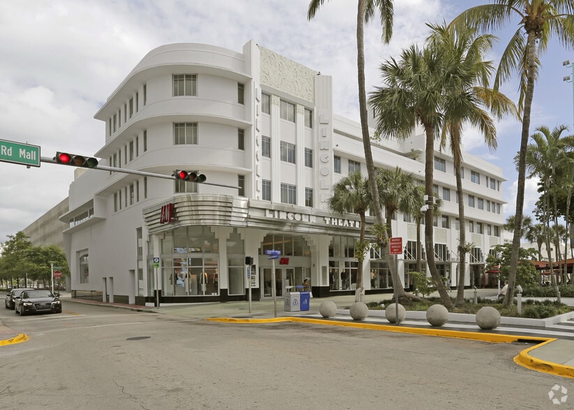 541-551 Lincoln Rd, Miami Beach, FL for lease - Primary Photo - Image 2 of 7