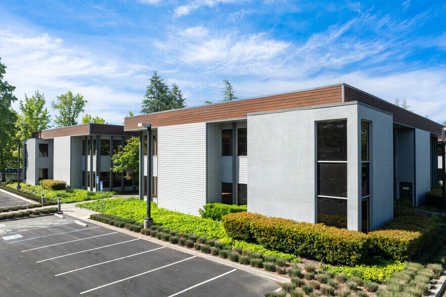 1350 Montego Way, Walnut Creek, CA for sale - Building Photo - Image 3 of 9