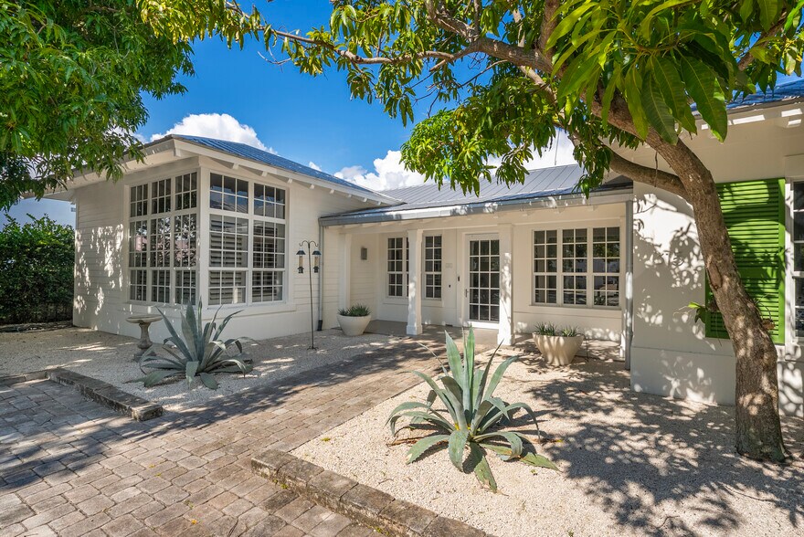 315 9th St, West Palm Beach, FL for sale - Building Photo - Image 1 of 20