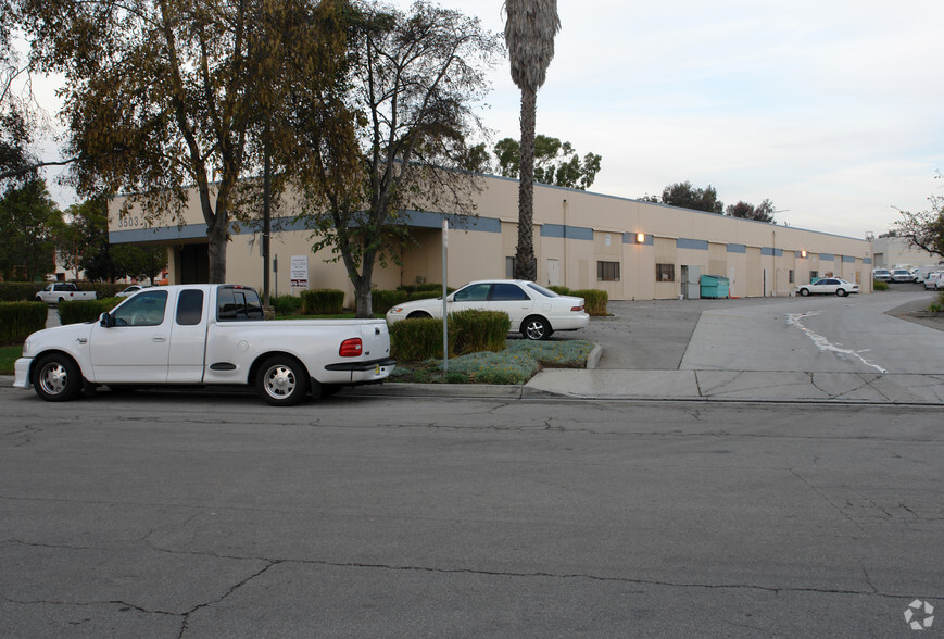 3503 Arundell Cir, Ventura, CA for lease - Building Photo - Image 3 of 6