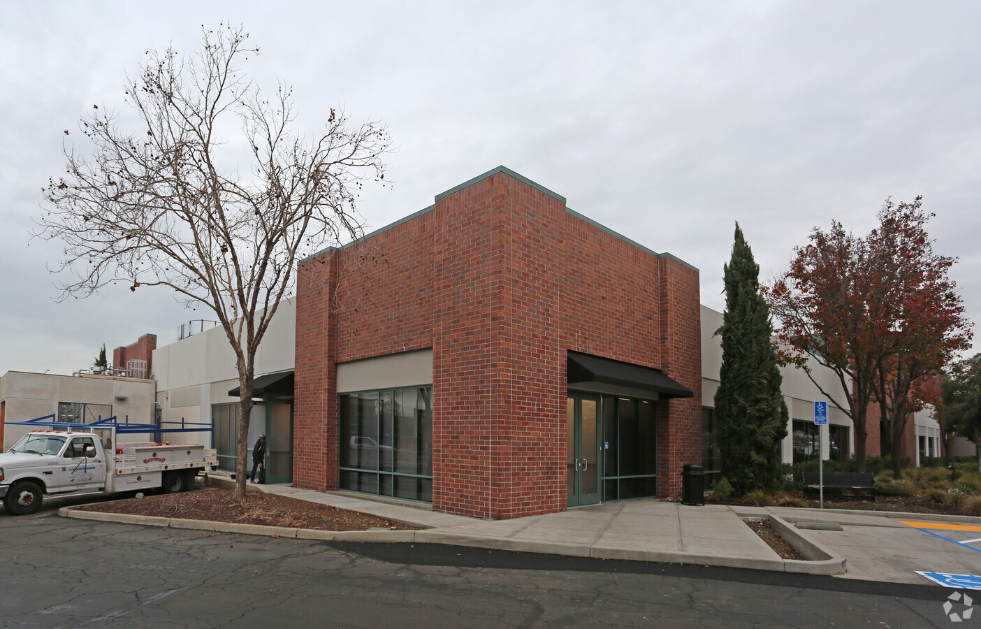 2430 Mariner Square Loop, Alameda, CA 94501