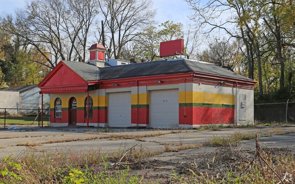 6019 & 6021 Madison Cincinnati, OH for Sale