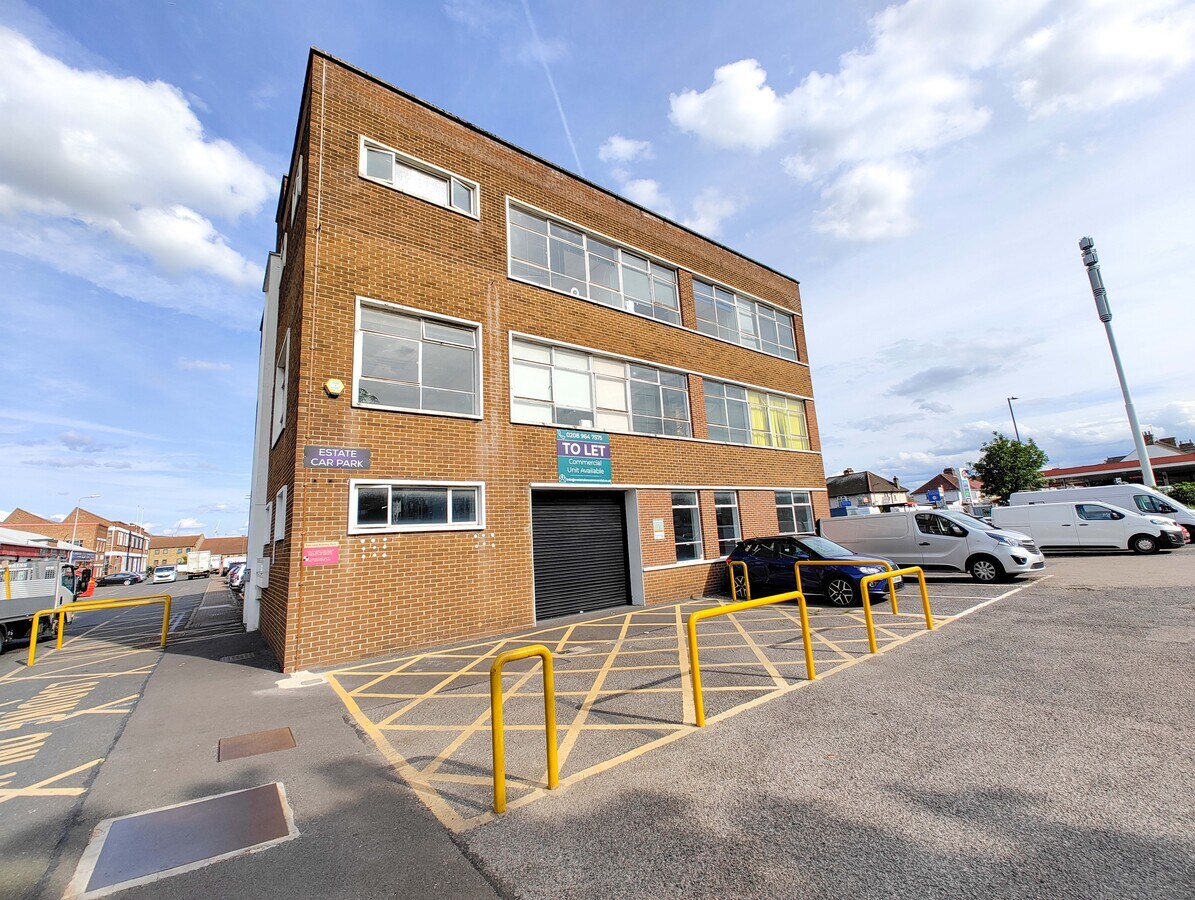 11 Courtenay Rd, Wembley, HA9 7NA