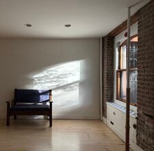 15 Pierrepont St, Brooklyn, NY for lease Interior Photo- Image 2 of 5
