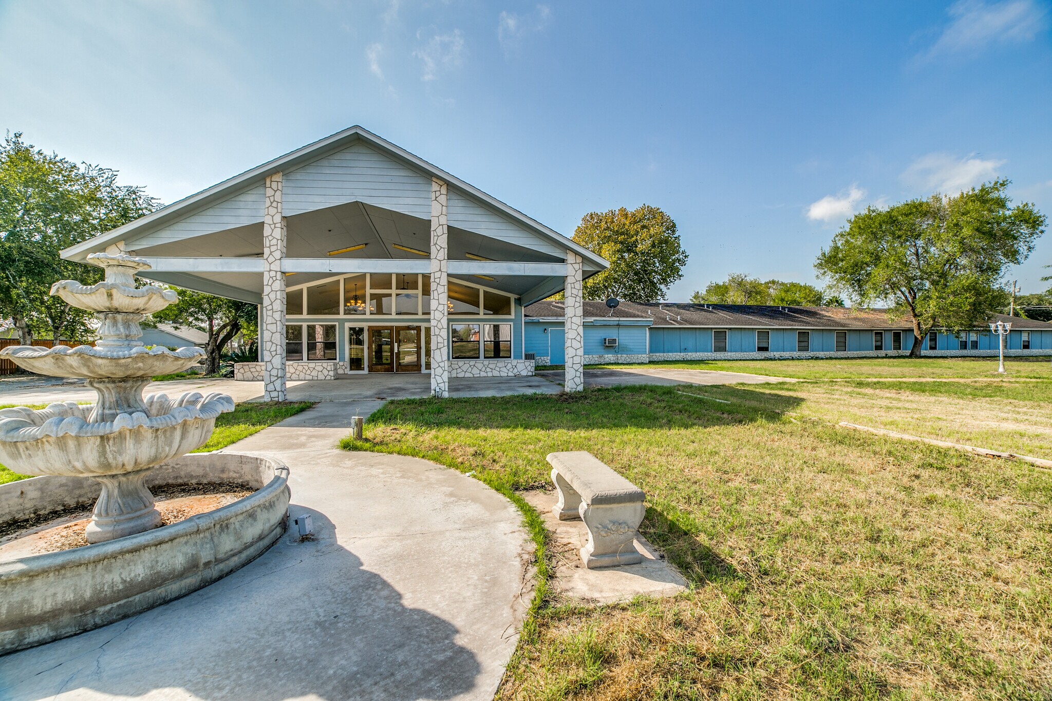 1717 45th St, Three Rivers, TX for sale Primary Photo- Image 1 of 1