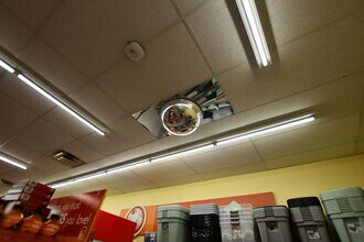 1016 Winchester Rd, Irvine, KY for lease Interior Photo- Image 2 of 13