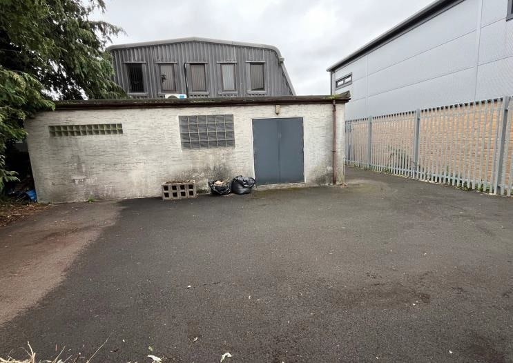 6 Mannings Heath Rd, Poole for sale - Building Photo - Image 3 of 7