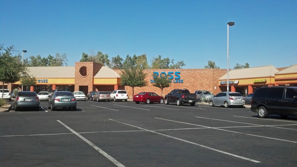 10625 N 43rd Ave, Phoenix, AZ for lease - Building Photo - Image 2 of 6