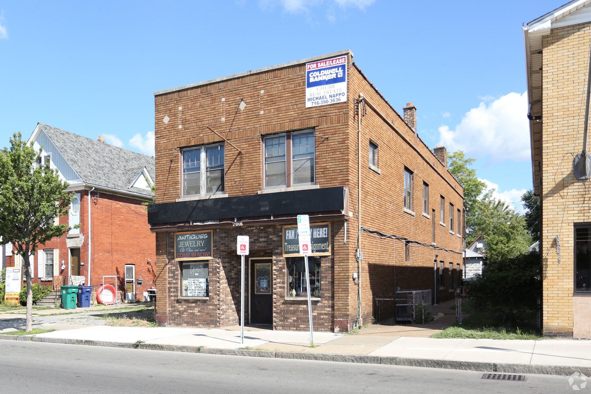 Retail in Niagara Falls, NY for sale Primary Photo- Image 1 of 1