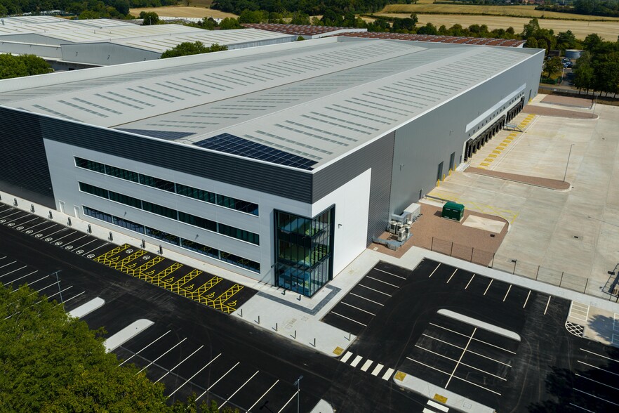 8A West Stone, Droitwich for lease - Building Photo - Image 2 of 6