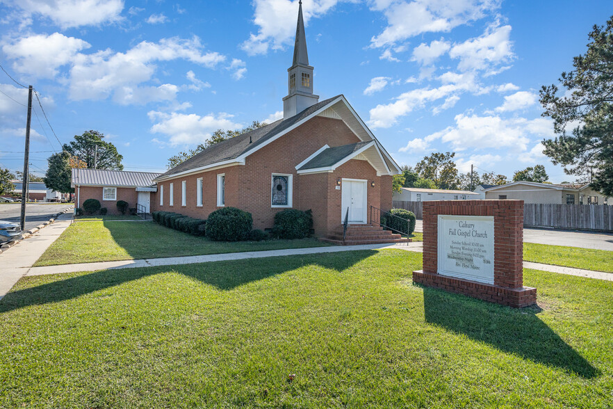 178 Railroad st, Coats, NC for sale - Building Photo - Image 1 of 25