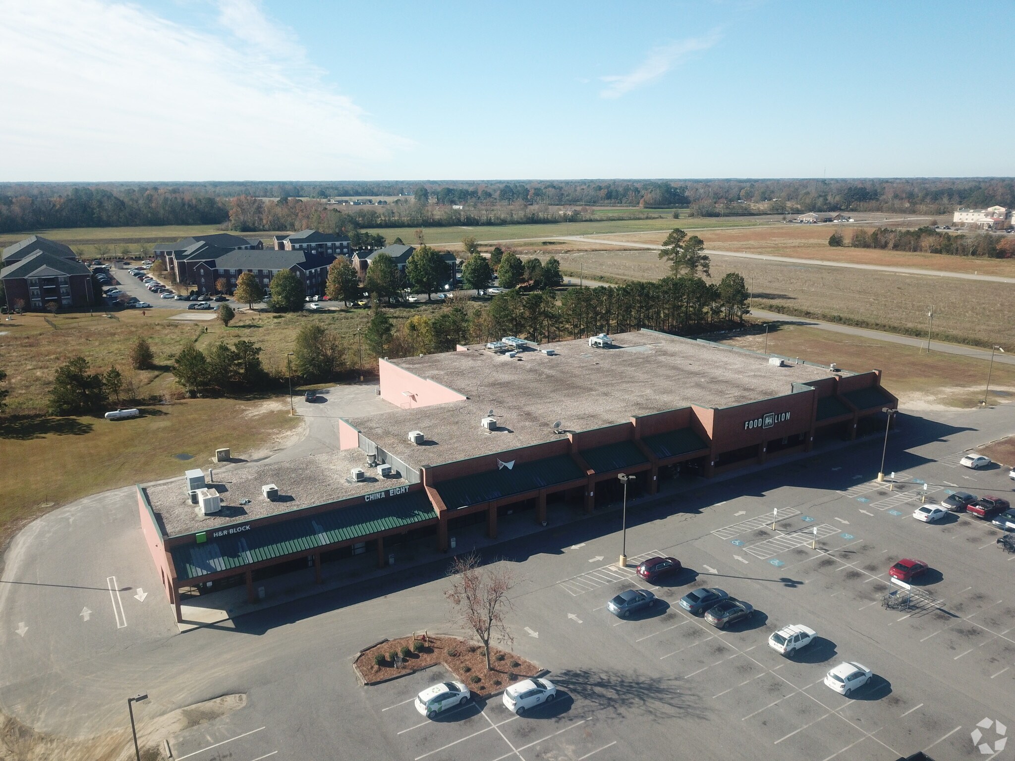 913 W 3rd St, Pembroke, NC for sale Primary Photo- Image 1 of 1