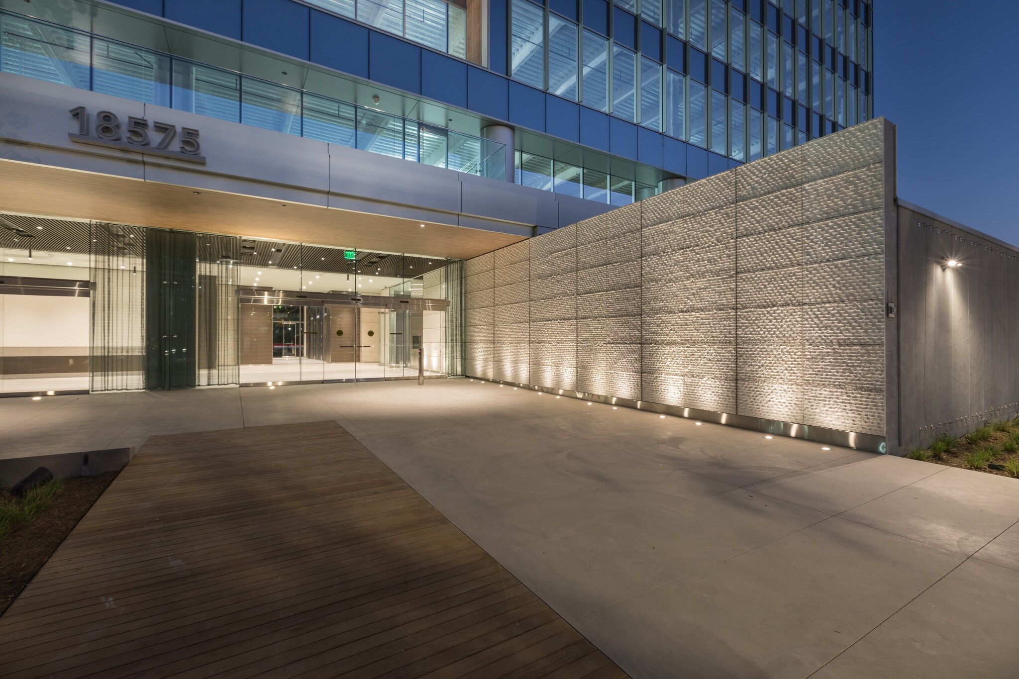 1856518575 Jamboree Rd, Irvine, CA 92612 The Boardwalk