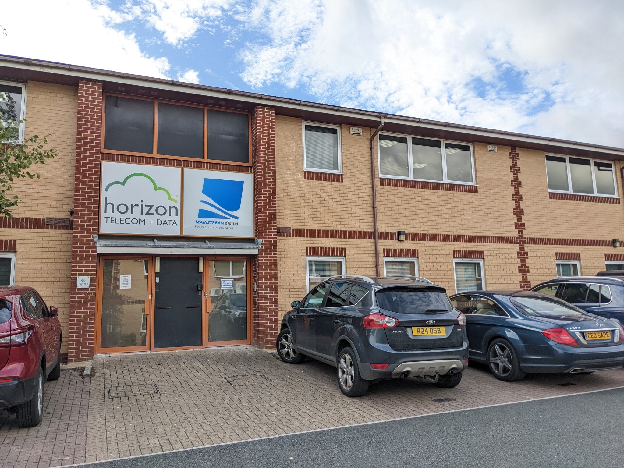 201-204 Love Ln, Cirencester for sale Building Photo- Image 1 of 1