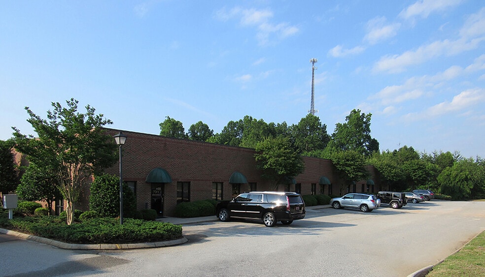 222 Ladean Ct, Simpsonville, SC for lease - Primary Photo - Image 3 of 5