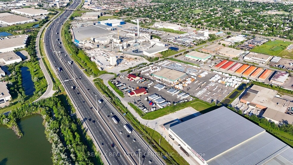 600 Harrop Dr, Milton, ON for sale - Building Photo - Image 2 of 9