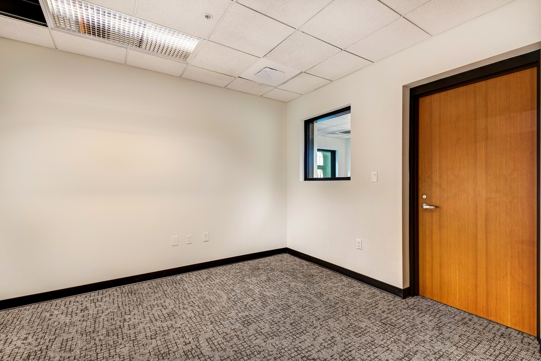 1777 SW Chandler Ave, Bend, OR for lease Interior Photo- Image 1 of 2