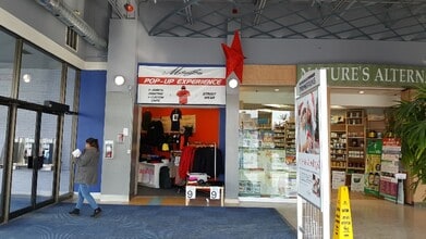 1911 Finch Ave, Toronto, ON for lease Building Photo- Image 1 of 1