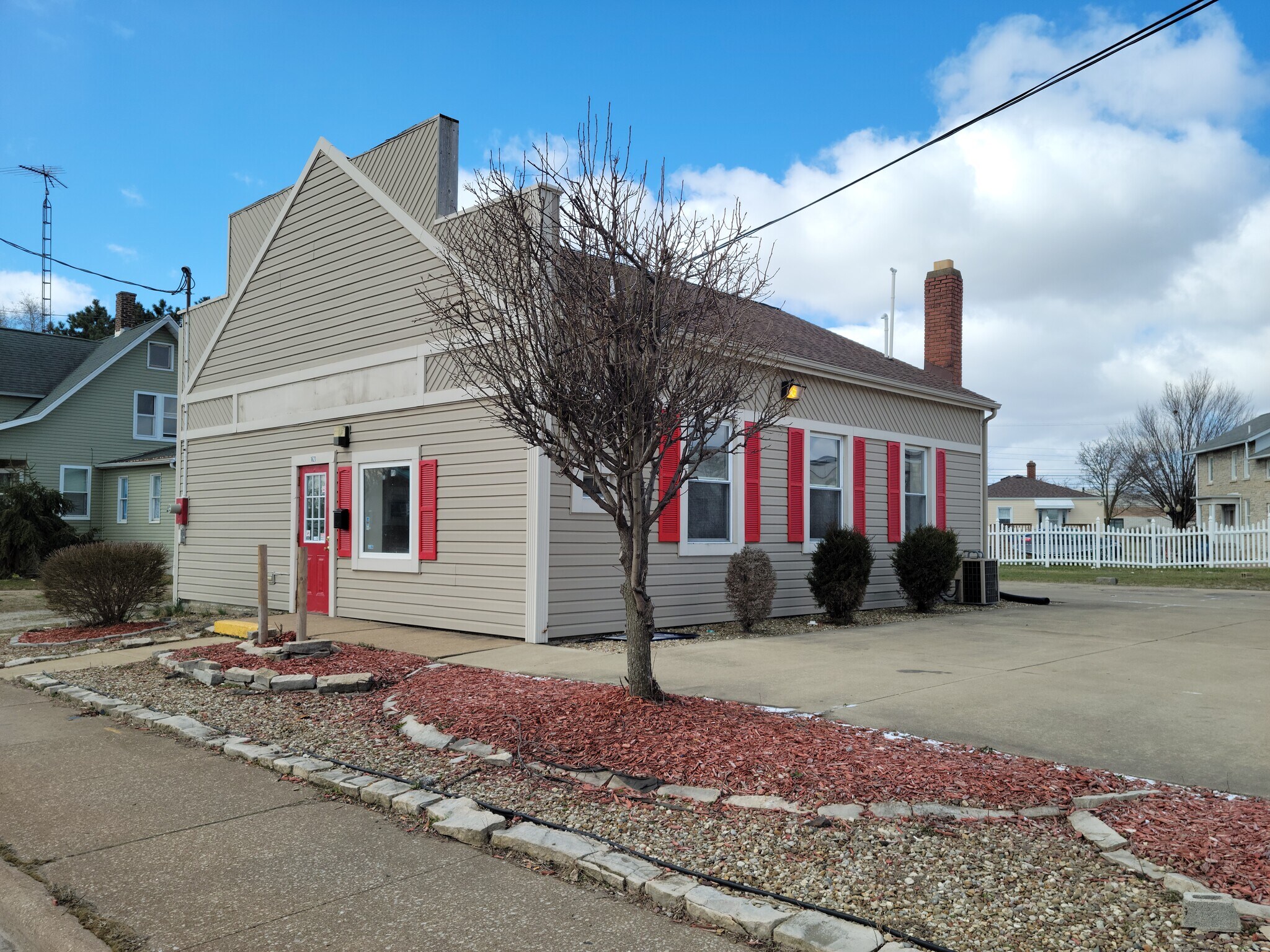 1621 Sycamore Line Rd, Sandusky, OH for sale Building Photo- Image 1 of 1