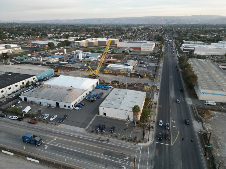 6803-6815 Central Ave, Newark, CA for lease - Building Photo - Image 3 of 10