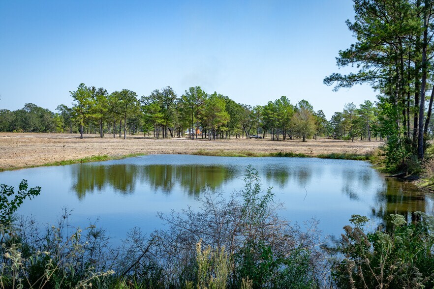 28664 Kyle Rd, Waller, TX for sale - Interior Photo - Image 3 of 50