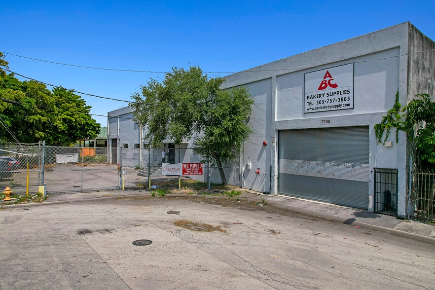 7200 NW 1st Ave, Miami, FL for lease - Building Photo - Image 2 of 41