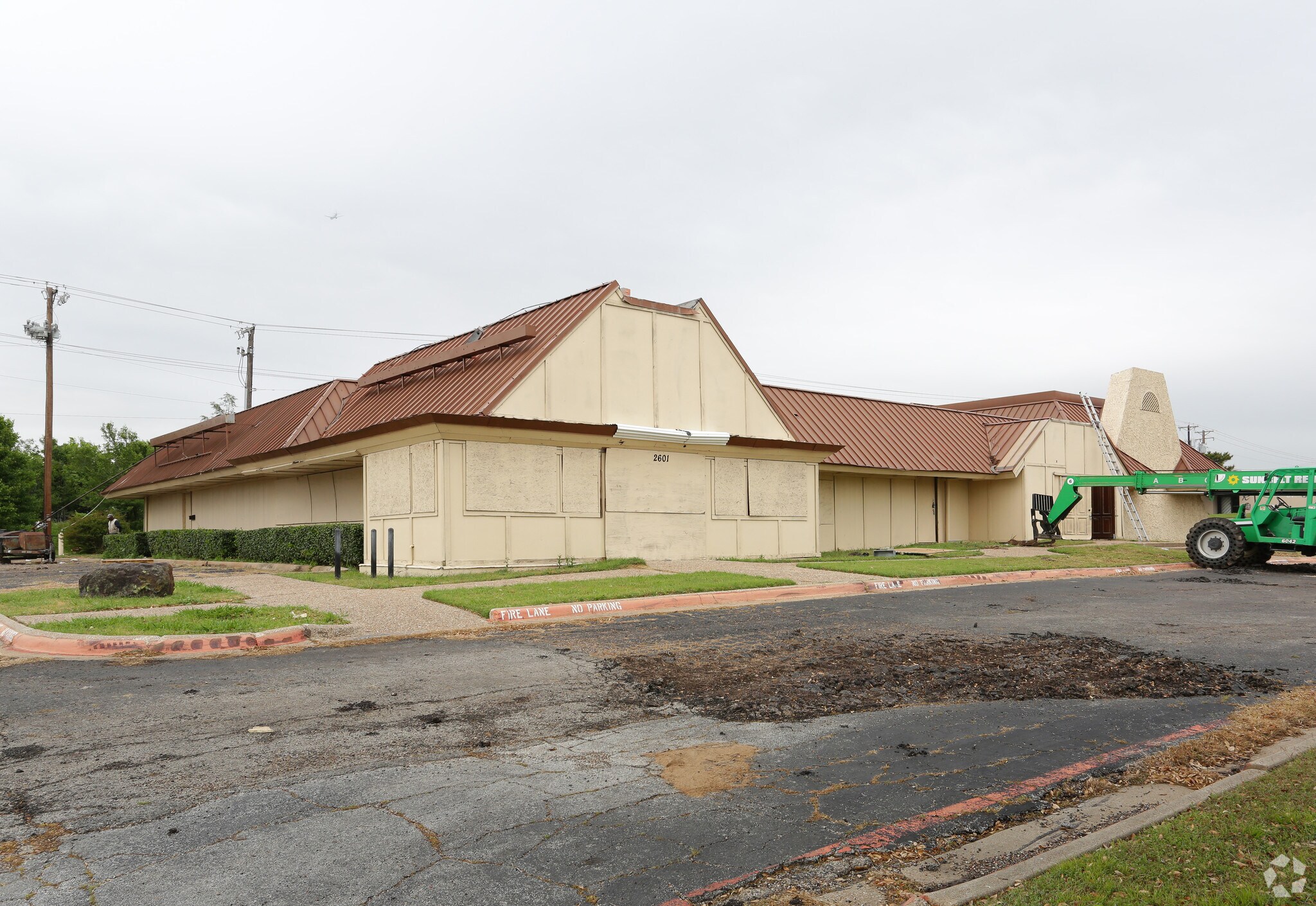 2601 Galleria Dr, Arlington, TX for sale Primary Photo- Image 1 of 1