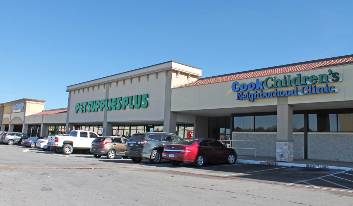 6401-6425 McCart Ave, Fort Worth, TX for lease Building Photo- Image 1 of 3