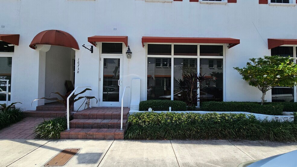 16738 Sw 95th St, Miami, FL for sale - Primary Photo - Image 1 of 1