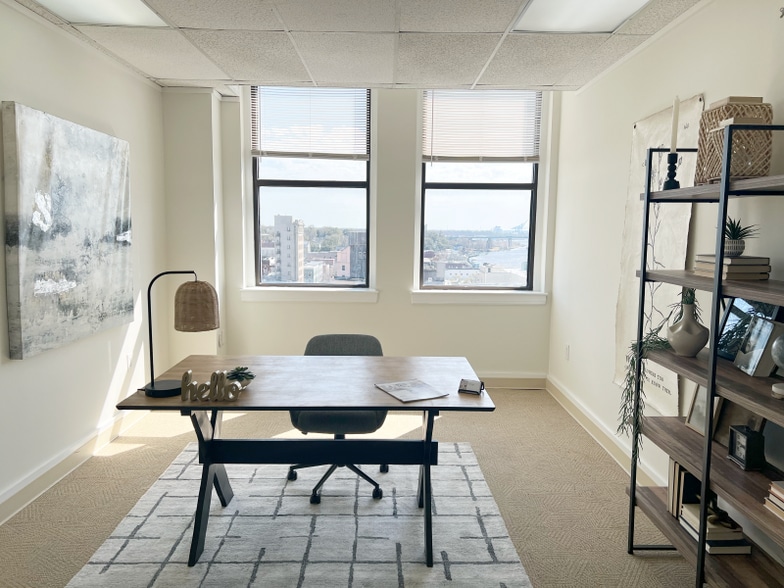 201 N Front St, Wilmington, NC for lease - Interior Photo - Image 2 of 29