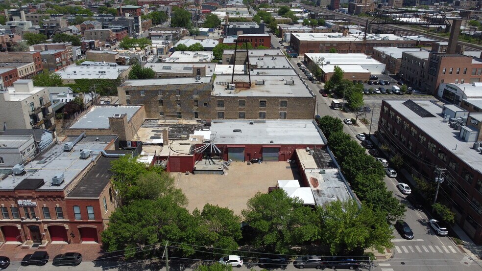 1850 W Hubbard St, Chicago, IL