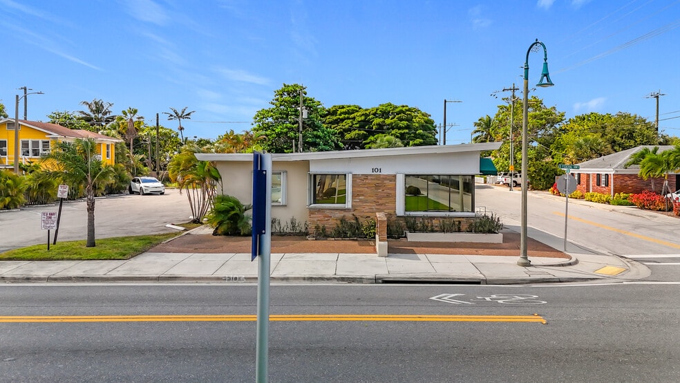 101 S Federal Hwy, Lake Worth, FL for sale - Building Photo - Image 2 of 35