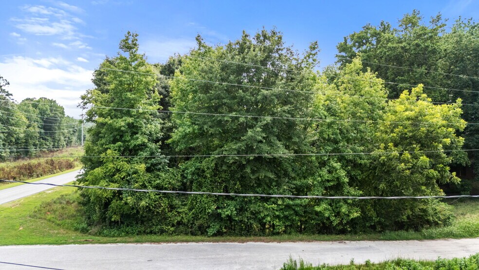 95 Beck Rd, Commerce, GA for sale - Building Photo - Image 2 of 7