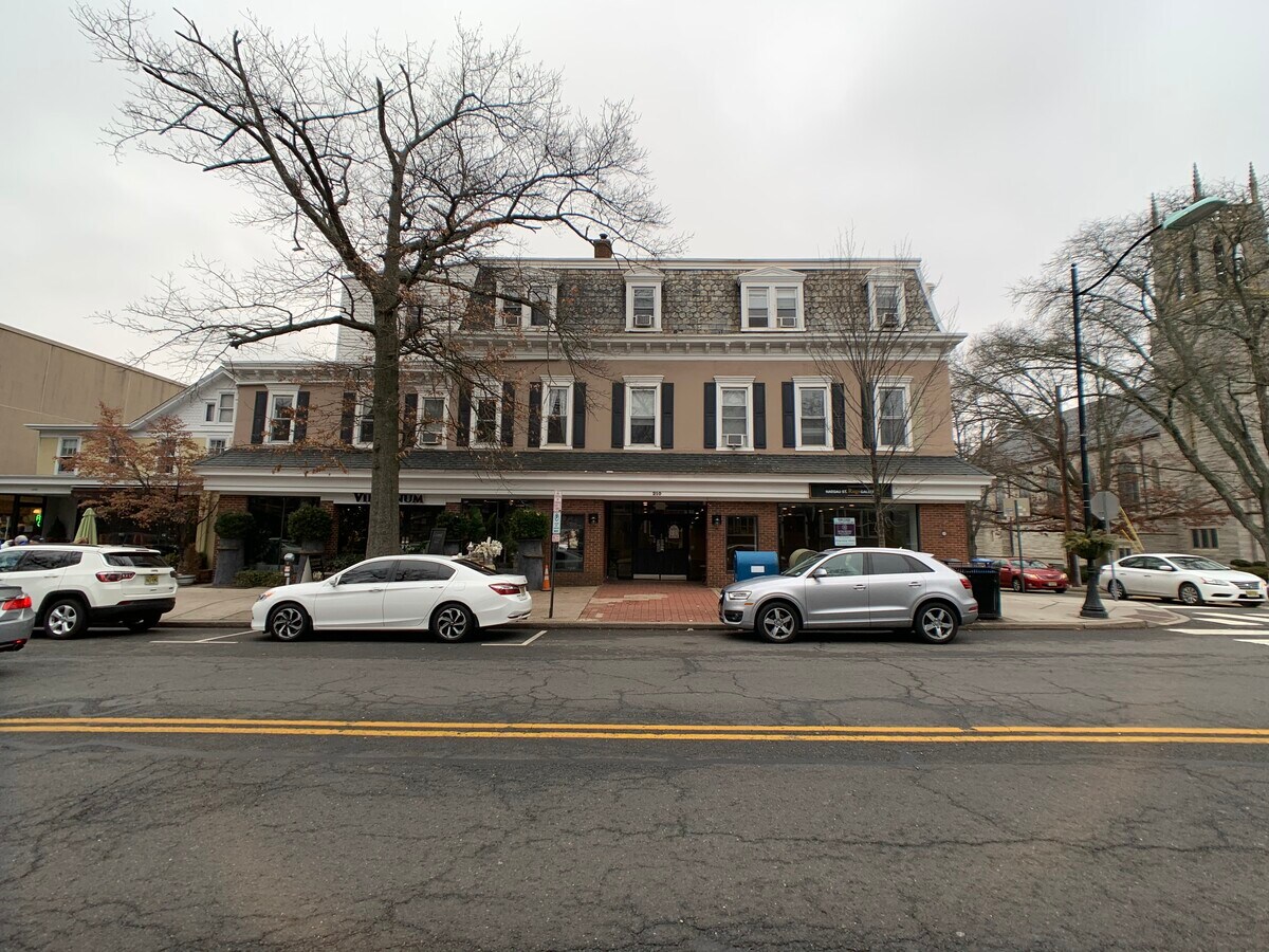 202210 Nassau St, Princeton, NJ, 08542 Retail Space For Lease